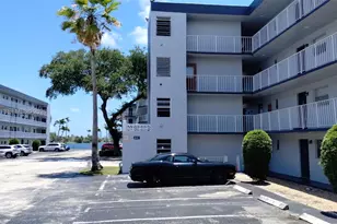 447 NE 195th St, Miami, FL 33179 - Photo 8