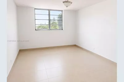 447 NE 195th St #117, Miami, FL 33179 - Photo 12