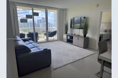 19501 W Country Club Dr #2115, Aventura, FL 33180 - Photo 4
