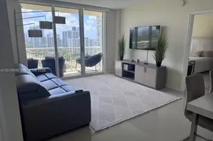 19501 W Country Club Dr, Aventura, FL 33180 - Photo 4