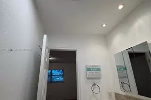 5131 W Oakland Park Blvd, Lauderdale Lakes, FL 33313 - Photo 58