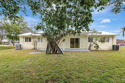 4667 SE Salvatori Rd #4667, Stuart, FL 34997 - Photo 4