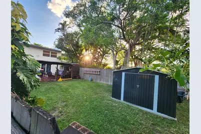 6931 SW 111th Ct, Miami, FL 33173 - Photo 2