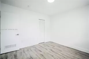 1950 NW 2nd Ct, Miami, FL 33136 - Photo 10