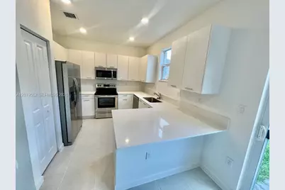 12722 NW 23rd Pl, Miami, FL 33167 - Photo 2