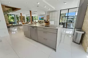 994-990 NE 78th, Miami, FL 33138 - Photo 10