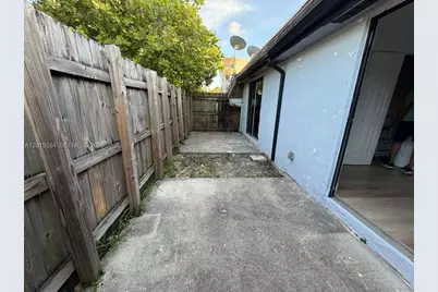 1309 NW 8th Ave, Fort Lauderdale, FL 33311 - Photo 8