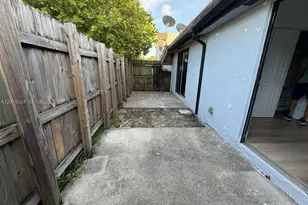 1309 NW 8th Ave, Fort Lauderdale, FL 33311 - Photo 8