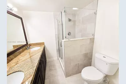 824 Blue Ridge Cir, West Palm Beach, FL 33409 - Photo 8
