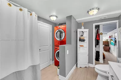 841 SW 11th Ct, Fort Lauderdale, FL 33315 - Photo 20