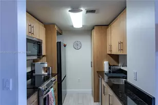 10275 Collins Ave, Bal Harbour, FL 33154 - Photo 14