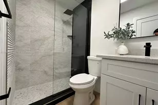 1471 NE 170th St, North Miami Beach, FL 33162 - Photo 6