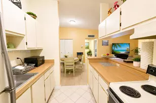 7837 Ashmont Cir, Tamarac, FL 33321 - Photo 4