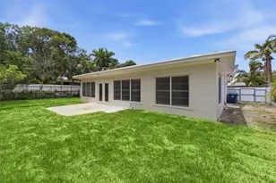 14731 NE 8th Ct, Miami, FL 33161 - Photo 28