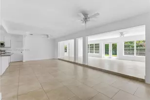 14731 NE 8th Ct, Miami, FL 33161 - Photo 12