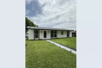 20211 NW 42nd Ave, Miami Gardens, FL 33055 - Photo 2