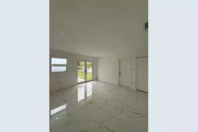 20211 NW 42nd Ave, Miami Gardens, FL 33055 - Photo 24