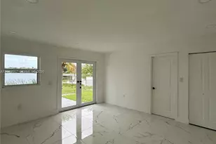 20211 NW 42nd Ave, Miami Gardens, FL 33055 - Photo 24