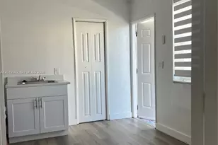1711 Thomas St, Hollywood, FL 33020 - Photo 6
