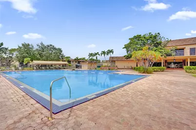 123 Briarwood Cir #2-5, Hollywood, FL 33024 - Photo 76