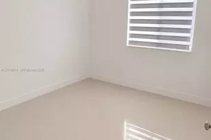 1507 NW 100th St, Miami, FL 33147 - Photo 8