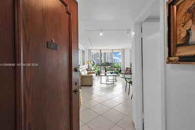 19667 Turnberry Way #6C, Aventura, FL 33180 - Photo 2