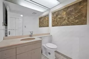 19667 Turnberry Way, Aventura, FL 33180 - Photo 32
