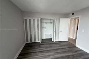 2350 NE 135th St, North Miami, FL 33181 - Photo 20