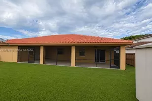 25534 SW 122nd Pl, Homestead, FL 33032 - Photo 4