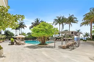 18975 Collins Ave, Sunny Isles Beach, FL 33160 - Photo 40