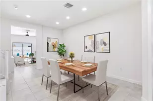 10560 W 33rd Way, Hialeah, FL 33018 - Photo 4