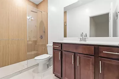 10560 W 33rd Way #10560, Hialeah, FL 33018 - Photo 22