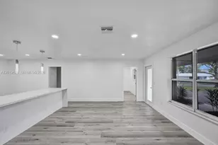 101 SW 53rd Ave, Plantation, FL 33317 - Photo 16