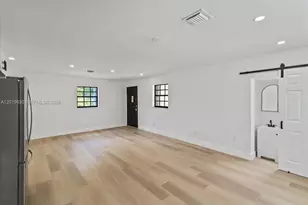 1409 NW 44th St, Miami, FL 33142 - Photo 12