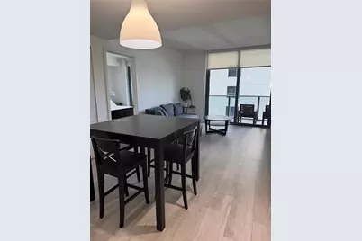 55 SW 9th St #1810, Miami, FL 33130 - Photo 4