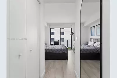 55 SW 9th St #1810, Miami, FL 33130 - Photo 24