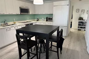 55 SW 9th St, Miami, FL 33130 - Photo 2