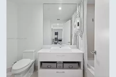 55 SW 9th St #1810, Miami, FL 33130 - Photo 26