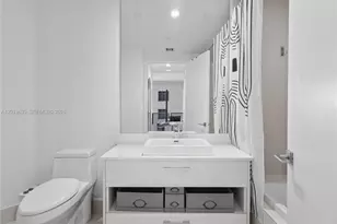 55 SW 9th St, Miami, FL 33130 - Photo 26