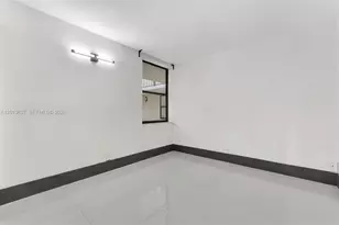 20441 NE 30th Ave, Aventura, FL 33180 - Photo 18