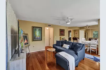 300 Scotia Dr #206, Hypoluxo, FL 33462 - Photo 10