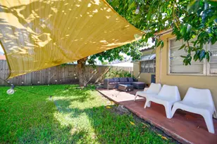 225 NW 14th Ave, Miami, FL 33125 - Photo 14
