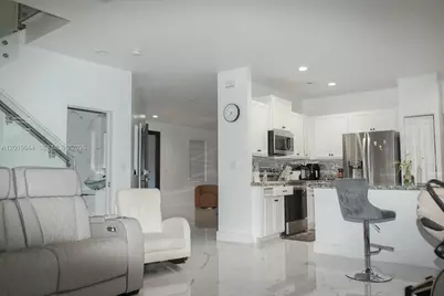 4180 NE 21st St, Homestead, FL 33033 - Photo 14