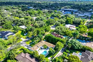 70 NE 99th St, Miami Shores, FL 33138 - Photo 32