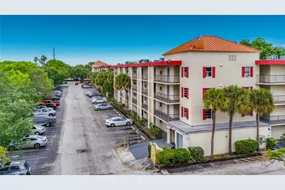 3000 NW 48th Ter #126, Lauderdale Lakes, FL 33313 - Photo 2