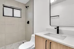 1840 NW 63rd St, Miami, FL 33147 - Photo 12
