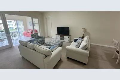 19 W Harbour Isle Dr W #201, Fort Pierce, FL 34949 - Photo 2