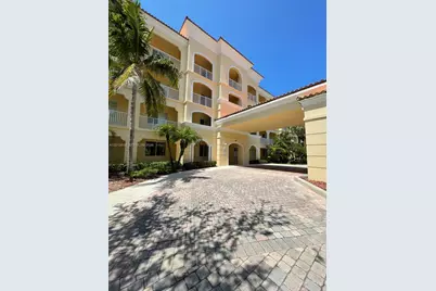 19 W Harbour Isle Dr W #201, Fort Pierce, FL 34949 - Photo 1