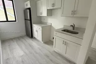1101 SW 12th Ct, Miami, FL 33135 - Photo 2