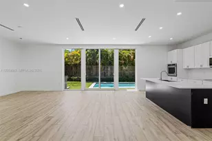 1816 SW 23rd St, Miami, FL 33145 - Photo 14